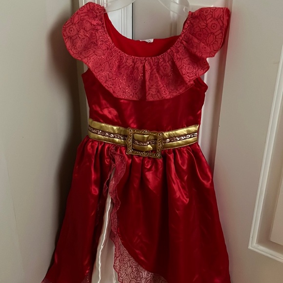 Elena of Avalon Costume - Picture 1 of 3